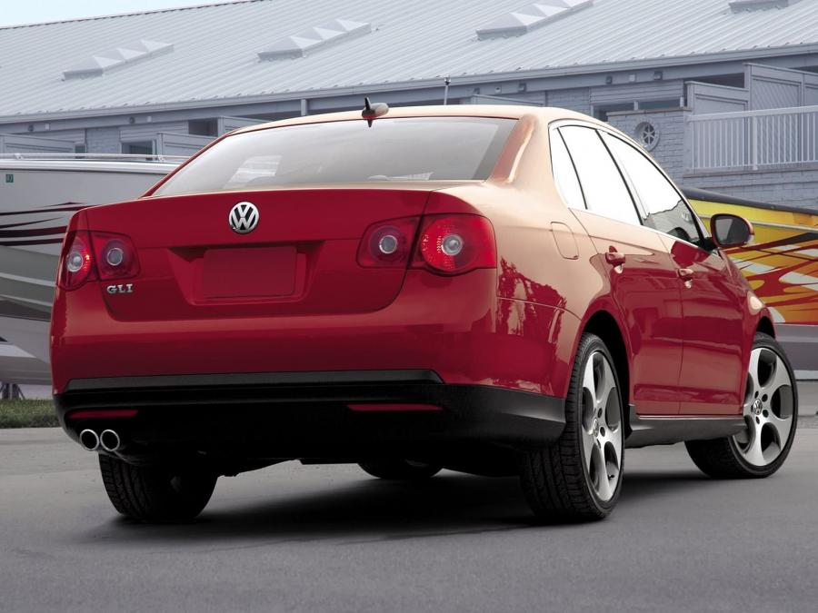  Volkswagen Jetta GLI 2006 года  (фото 11 из 22)